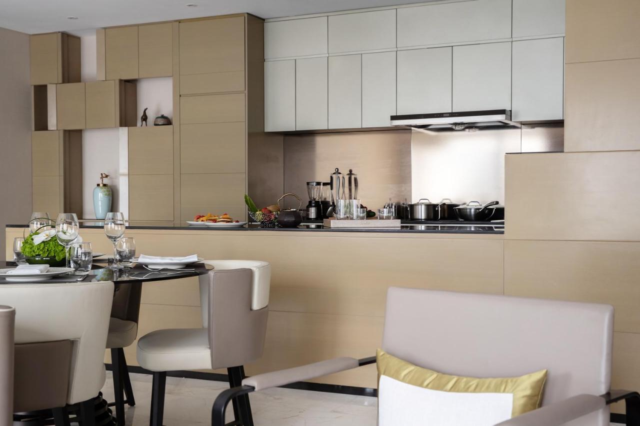 Jumeirah Living Guangzhou - Complimentary Shuttle Bus To Canton Fair Complex Exterior photo